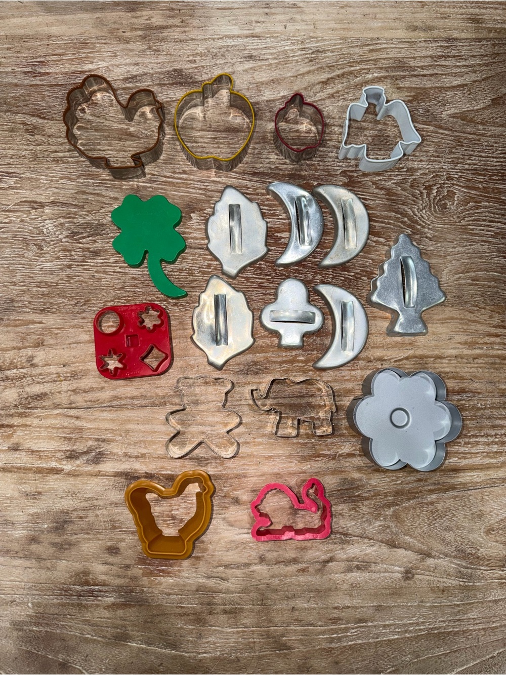 Vintage Cookie Cutters, Christmas, Turkey, Moon, Chicken, Shamrock, Leaves, etc